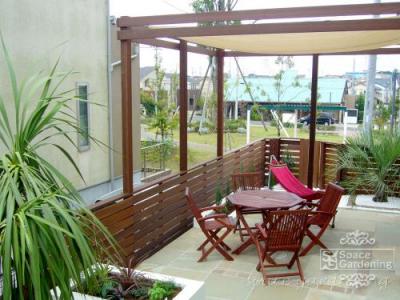 ヤシの木　椰子　ココスヤシ　庭　デザイン　ガーデン　リゾート