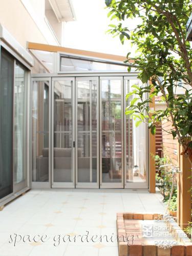ガーデンルームでおしゃれに庭リフォーム 千葉のお庭 外構専門店 お得な情報更新中 スペースガーデニング