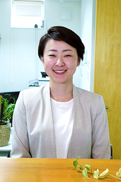 津村 智華子 千葉の外構・庭専門店スペースガーデニングの八千代本店 店長津村 智華子