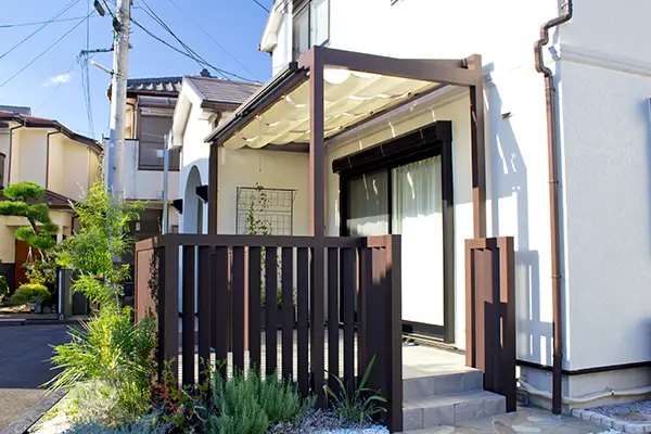 Takashoのシンプルシェードの商品資料