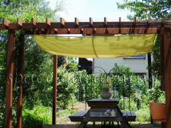 おすすめはパーゴラ+日よけシェード